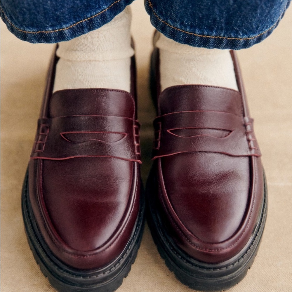 Sézane Albane Loafers in Burgundy